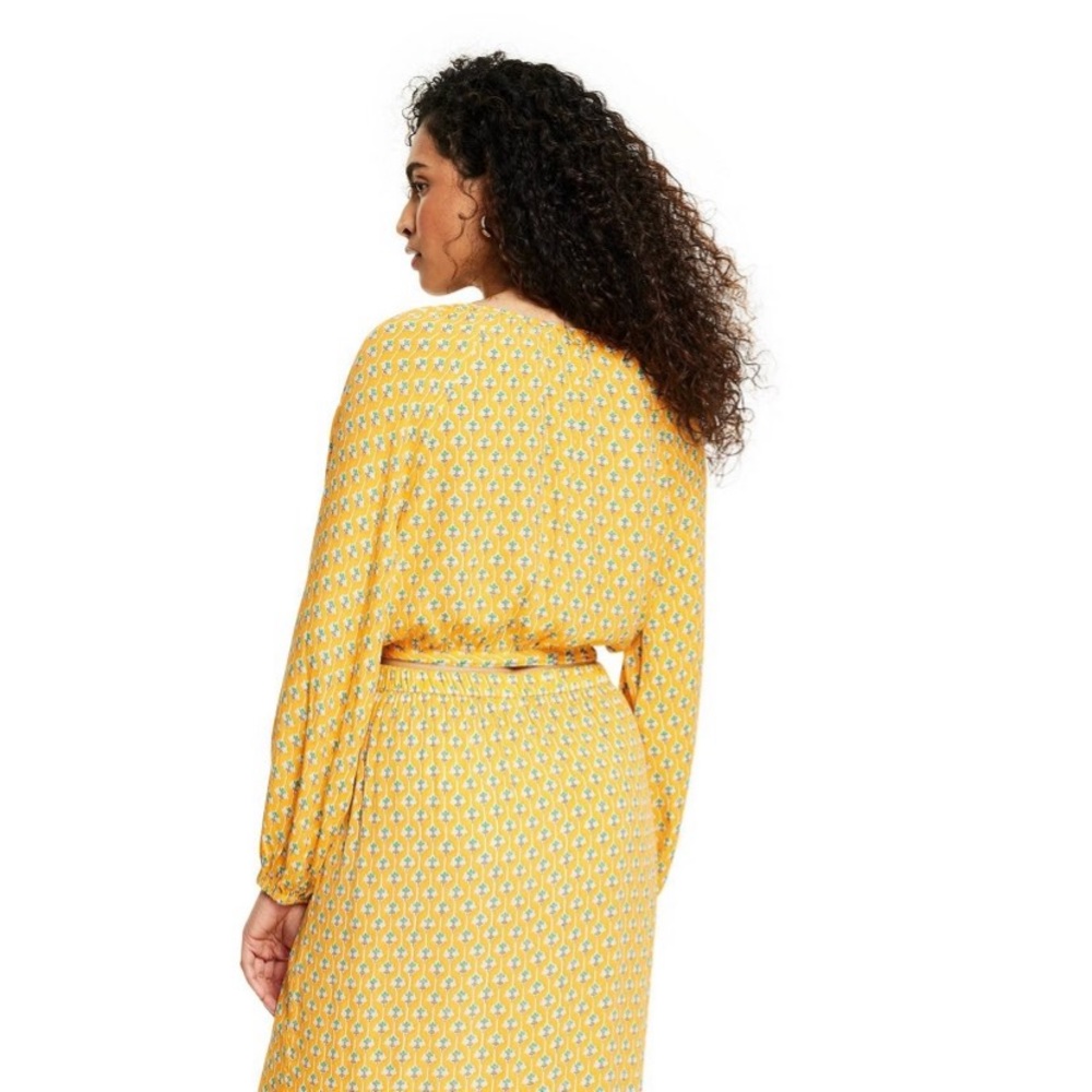 Dainty Lotus Print Wrap Top - RHODE × Target Yellow/Turquoise NWT - Picture 8 of 11